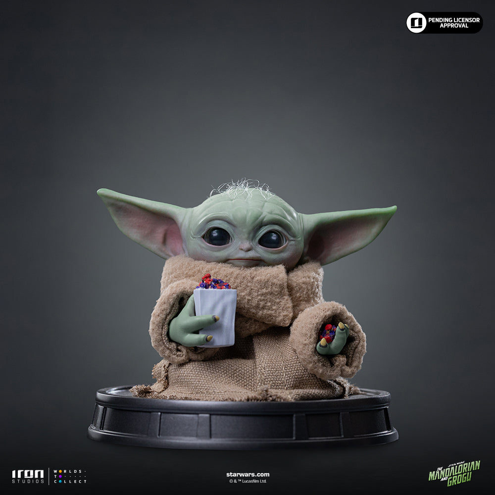 Grogu Popcorn Time Display Statue - Iron Studios Mandalorian and Grogu Collection
