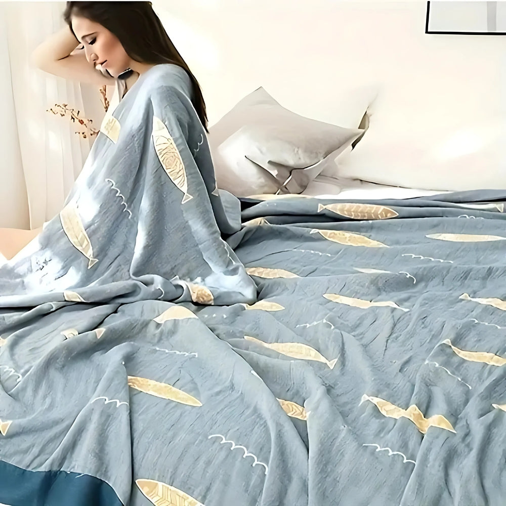 Wendbare Baumwollgaze-Decke für Babys - Goldenes Fischdesign