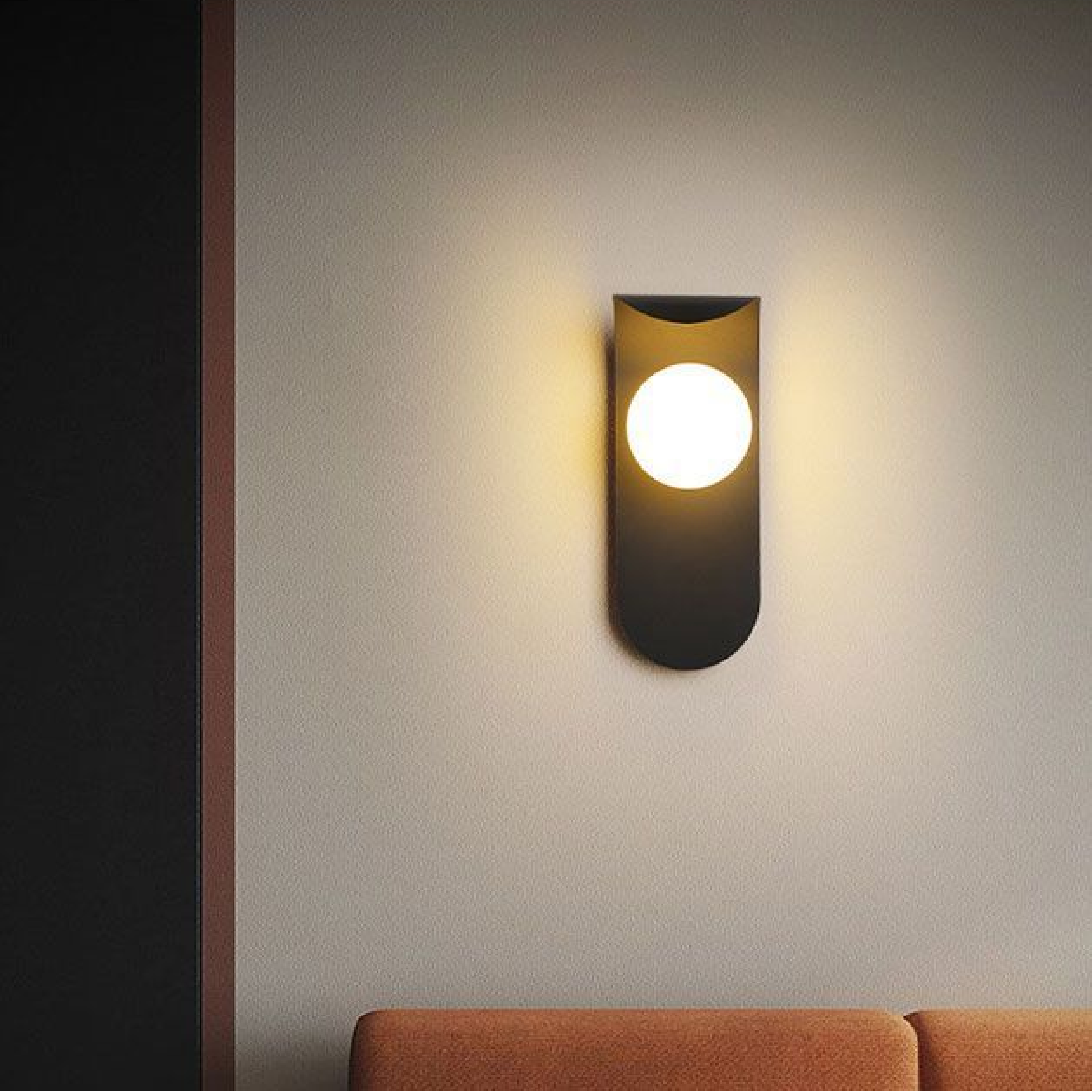 Skandinavische schwarze Metall Wandleuchte mit Glasglobus - moderne Beleuchtung