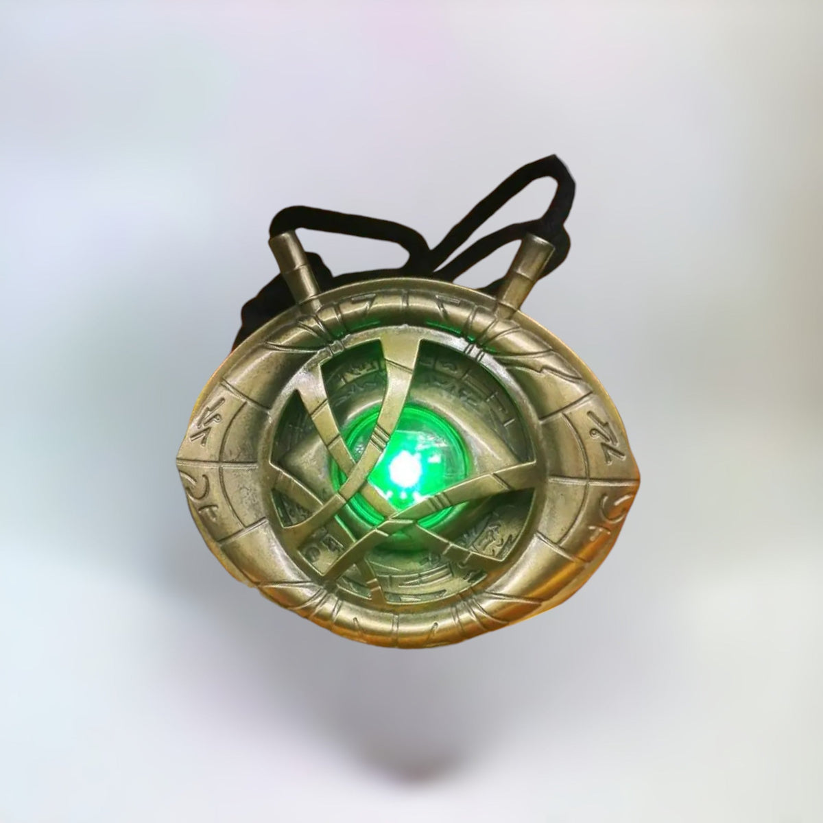 Collier LED Eye of Agamotto de Doctor Strange - Réplique 1:1