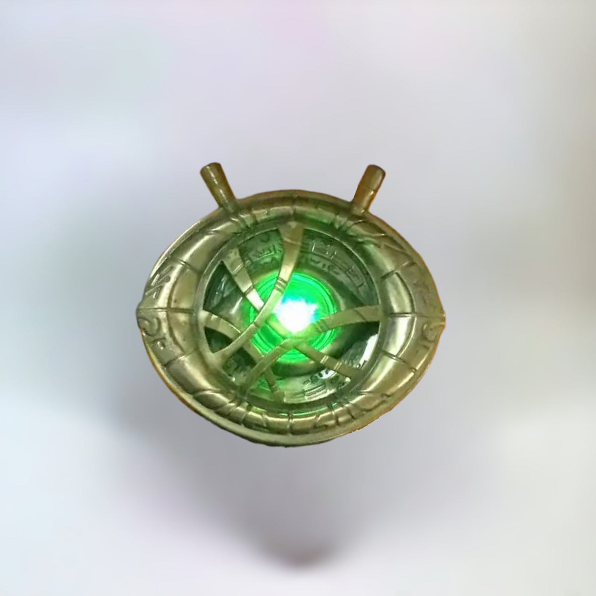 Collier LED Eye of Agamotto de Doctor Strange - Réplique 1:1