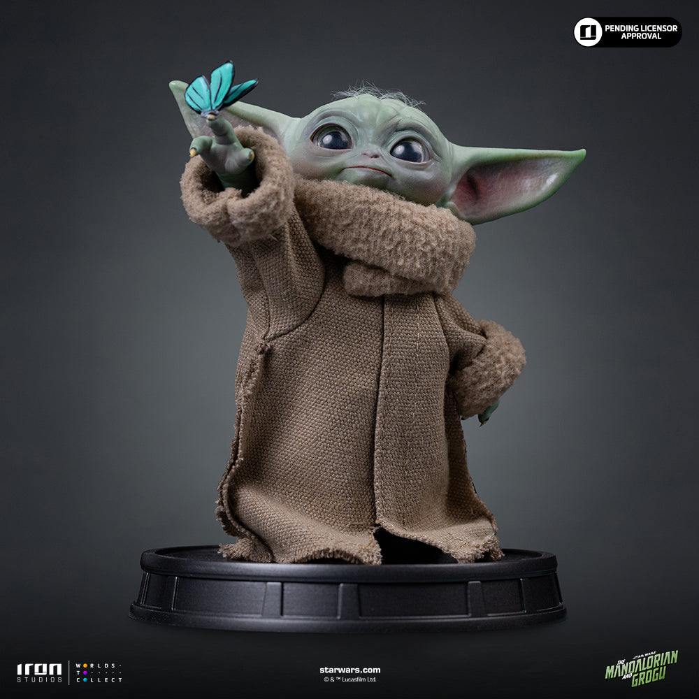 Grogu Butterfly Wonder Display Statue - Iron Studios Mandalorian and Grogu Collection