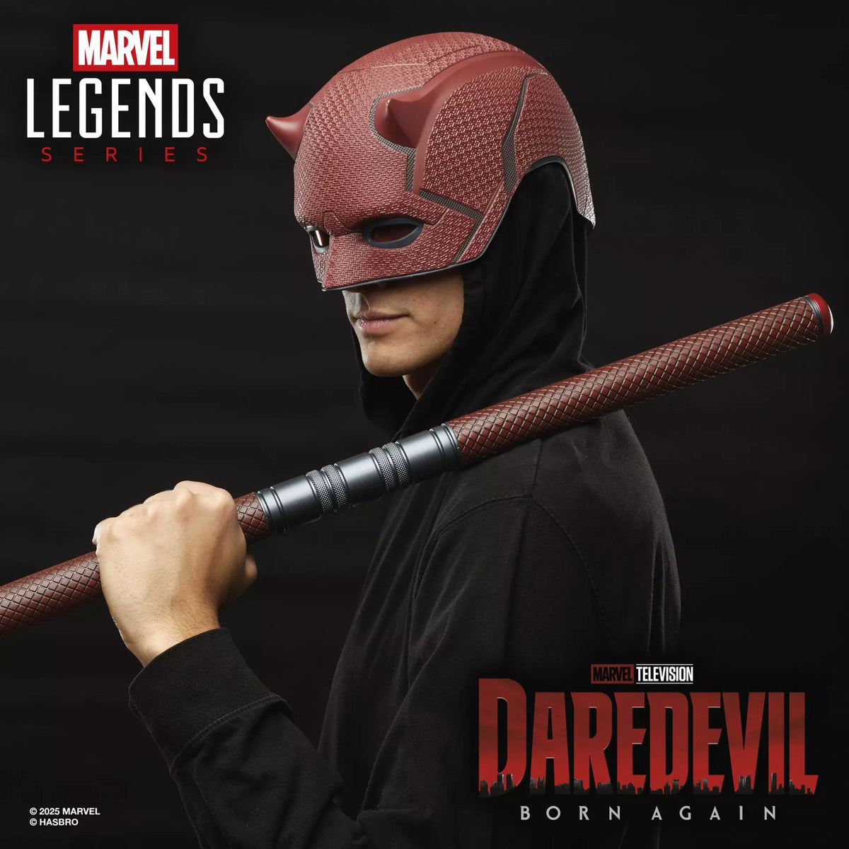 Masque premium et gourdin de jeu de rôle Daredevil: Born Again de la série Marvel Legends - objet de collection