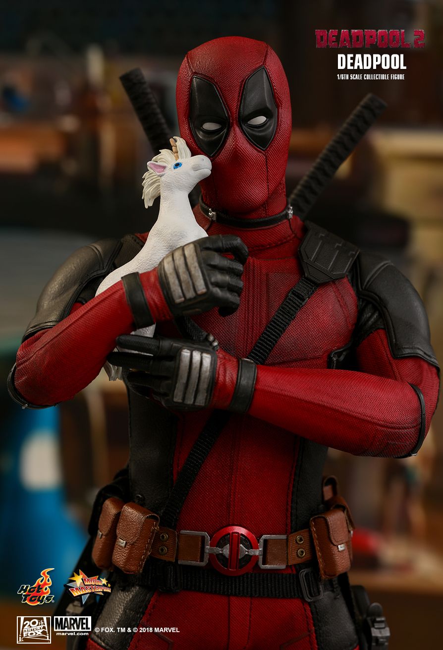 Figurine d’action de Deadpool 2 à l’échelle 1/6 - Hot Toys