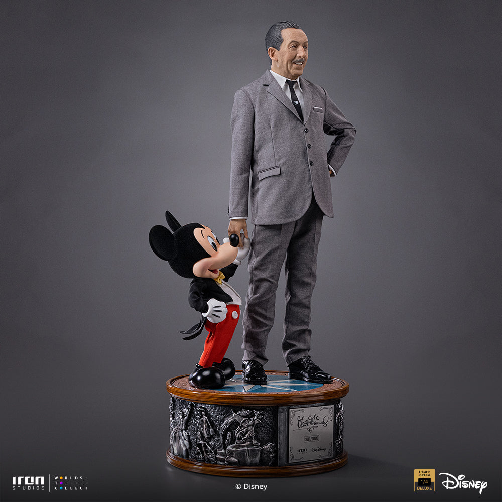 Walt Disney & Mickey Mouse Statue - Disney Classics - Legacy Replica 1/4 - Pre-Order