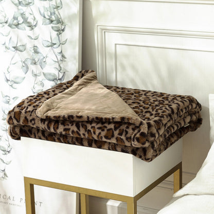 Cozy Leopard Print Throw Blanket for Home Decor and Warmth