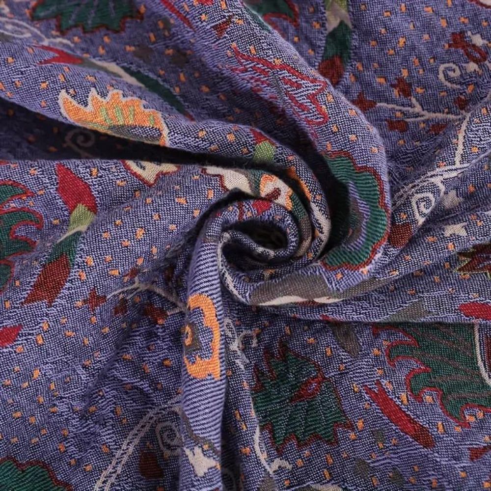 Soft Peacock Tassel Cotton Throw Blanket for Cozy Home Decor