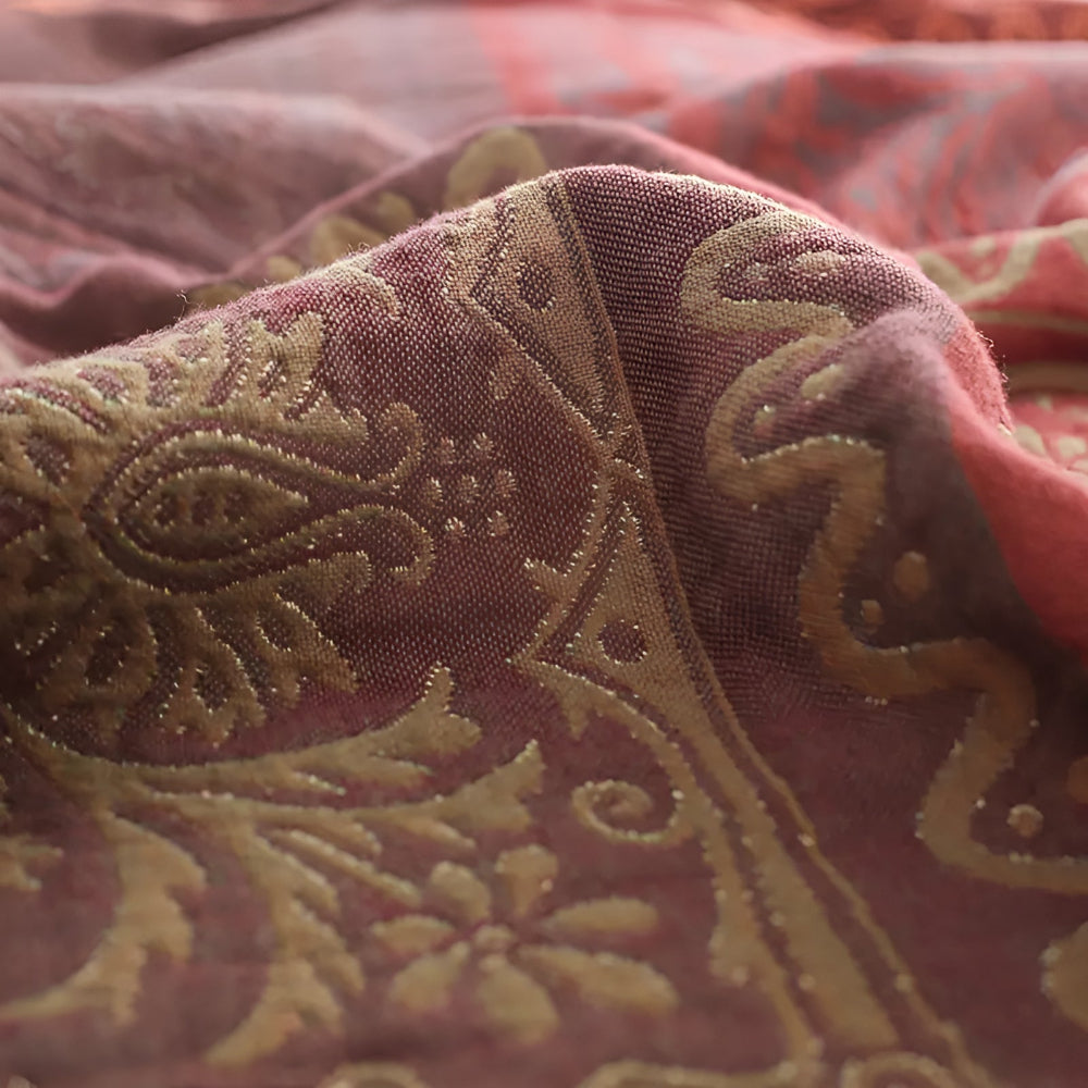 Boho Mandala Quastendecke für gemütliche Wohnkultur