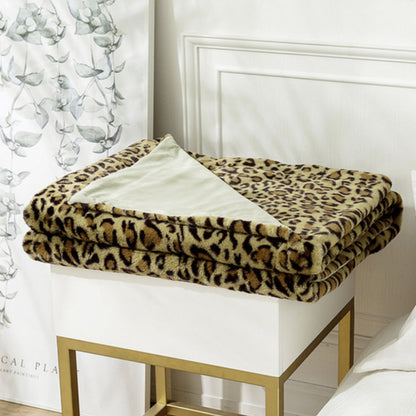 Cozy Leopard Print Throw Blanket for Home Decor and Warmth
