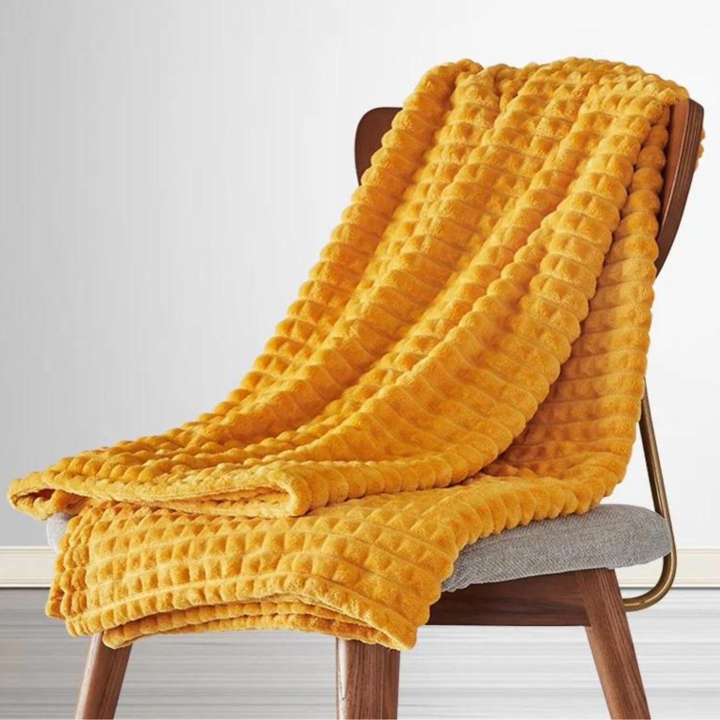 Cozy Marshmallow Throw Blanket for Soft Warmth and Comfort