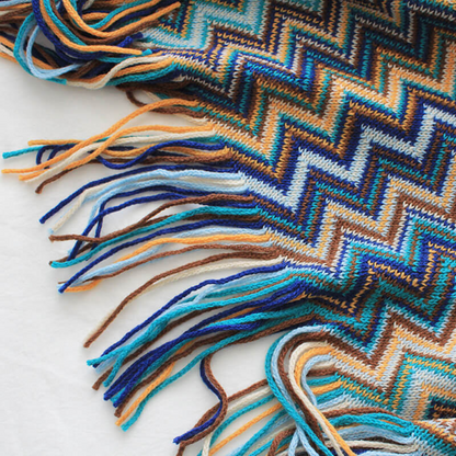 Colorful Zigzag Knit Throw Blanket with Tassels - Cozy Home Decor