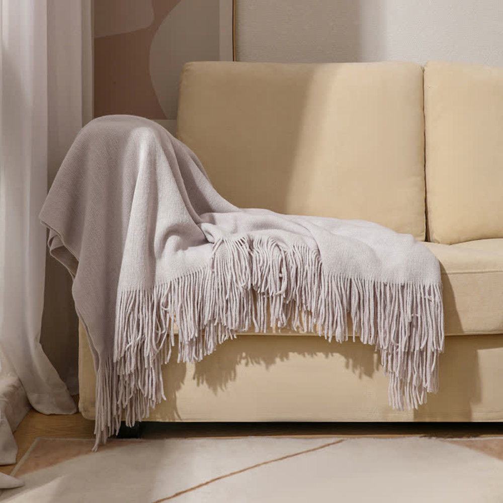 Gemütliche, dicke Strickdecke mit Quasten - Weiche Wurfdecke für Wohnkultur