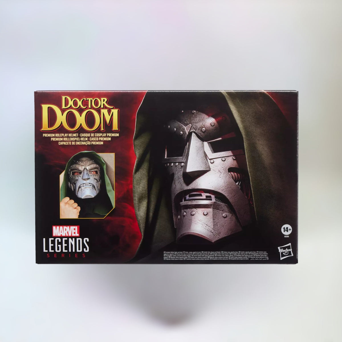 Casque de Doctor Doom Marvel Legends avec capuche et socle de présentation