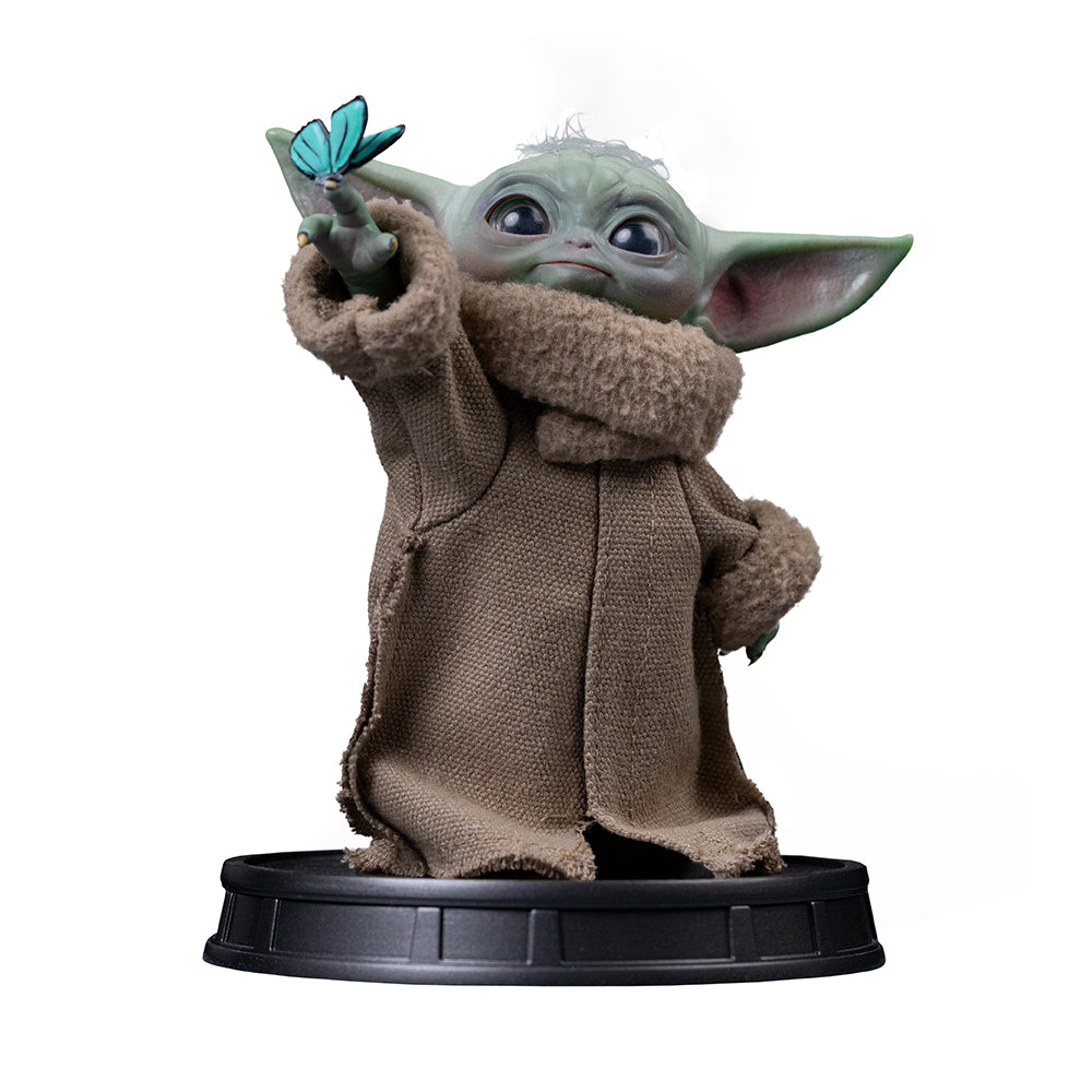 Grogu Butterfly Wonder Display Statue - Iron Studios Mandalorian and Grogu Collection