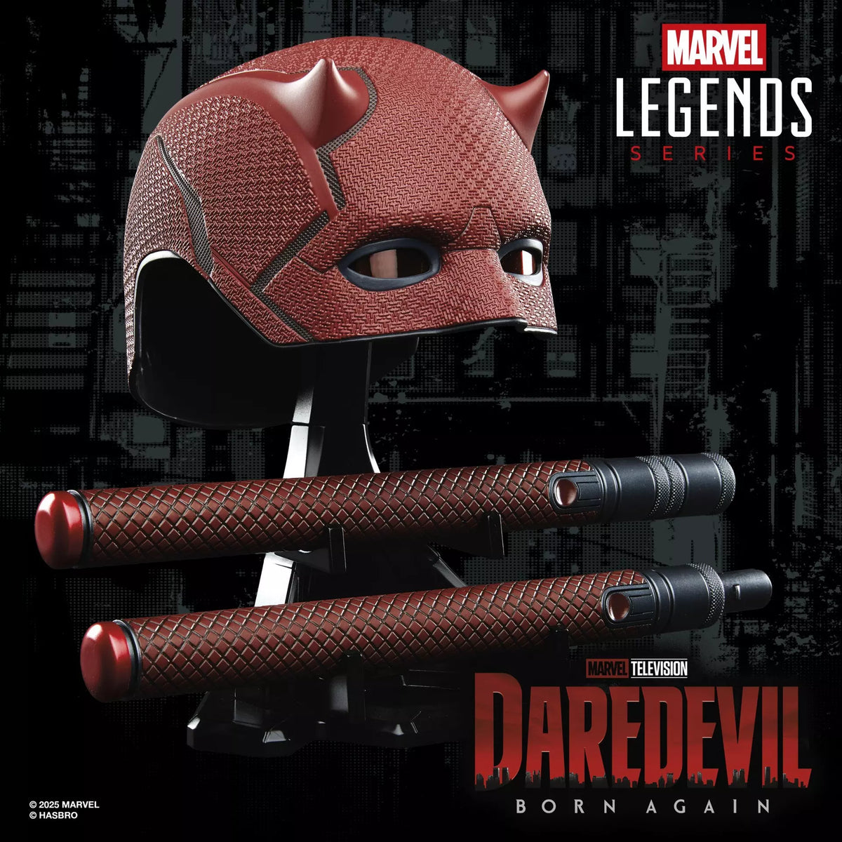 Masque premium et gourdin de jeu de rôle Daredevil: Born Again de la série Marvel Legends - objet de collection