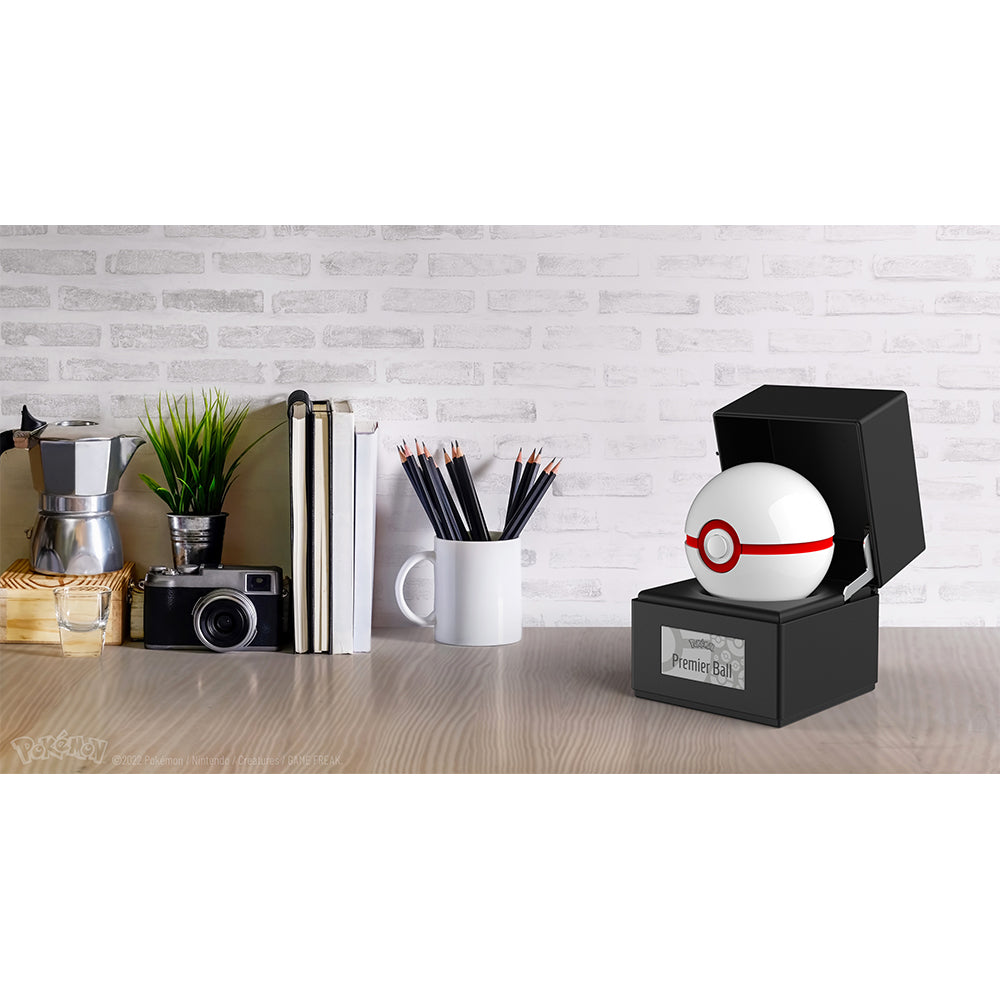 Pokémon Die-Cast Premier Ball Interactive Replica