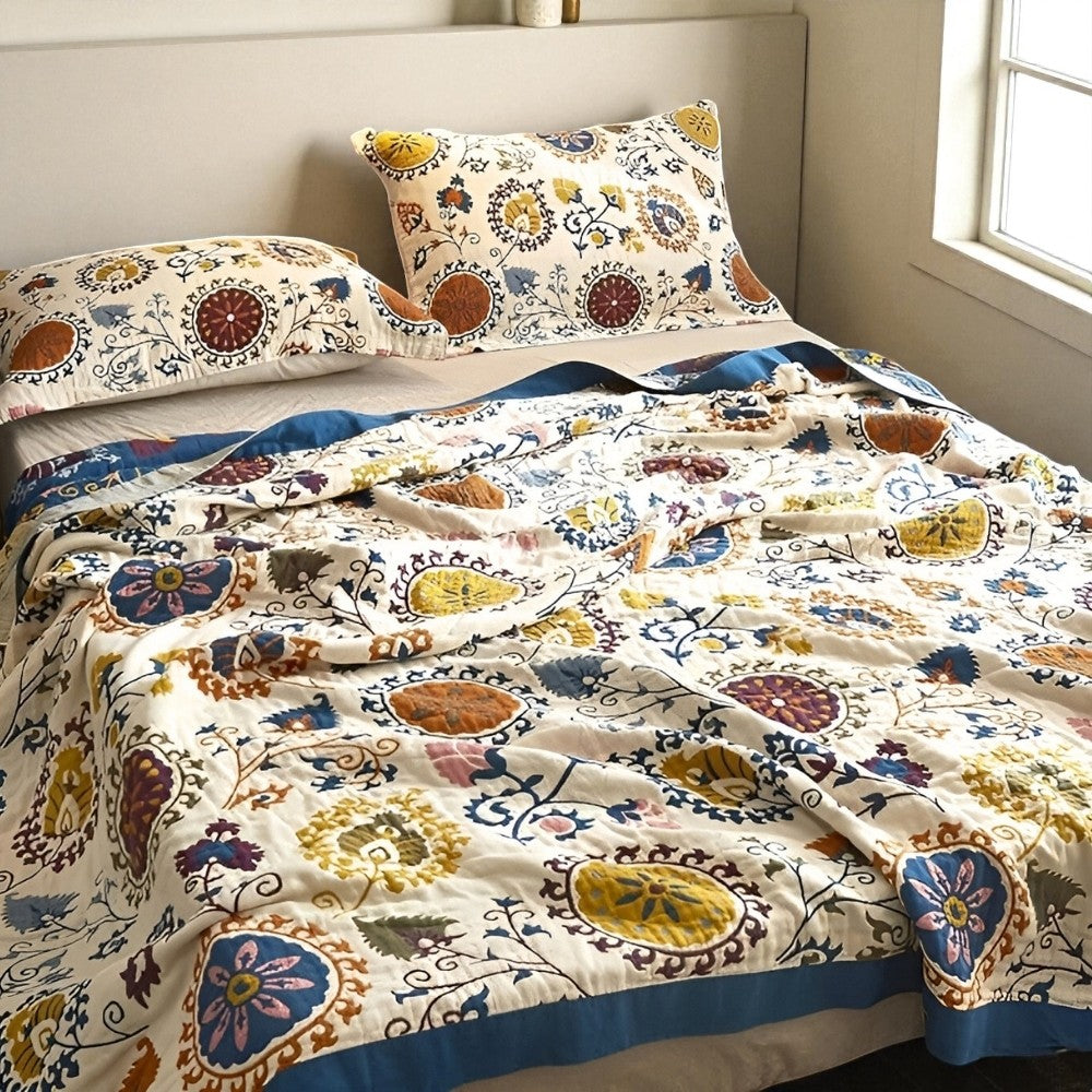 Soft Breathable Cotton Gauze Bed Coverlet for Summer Comfort