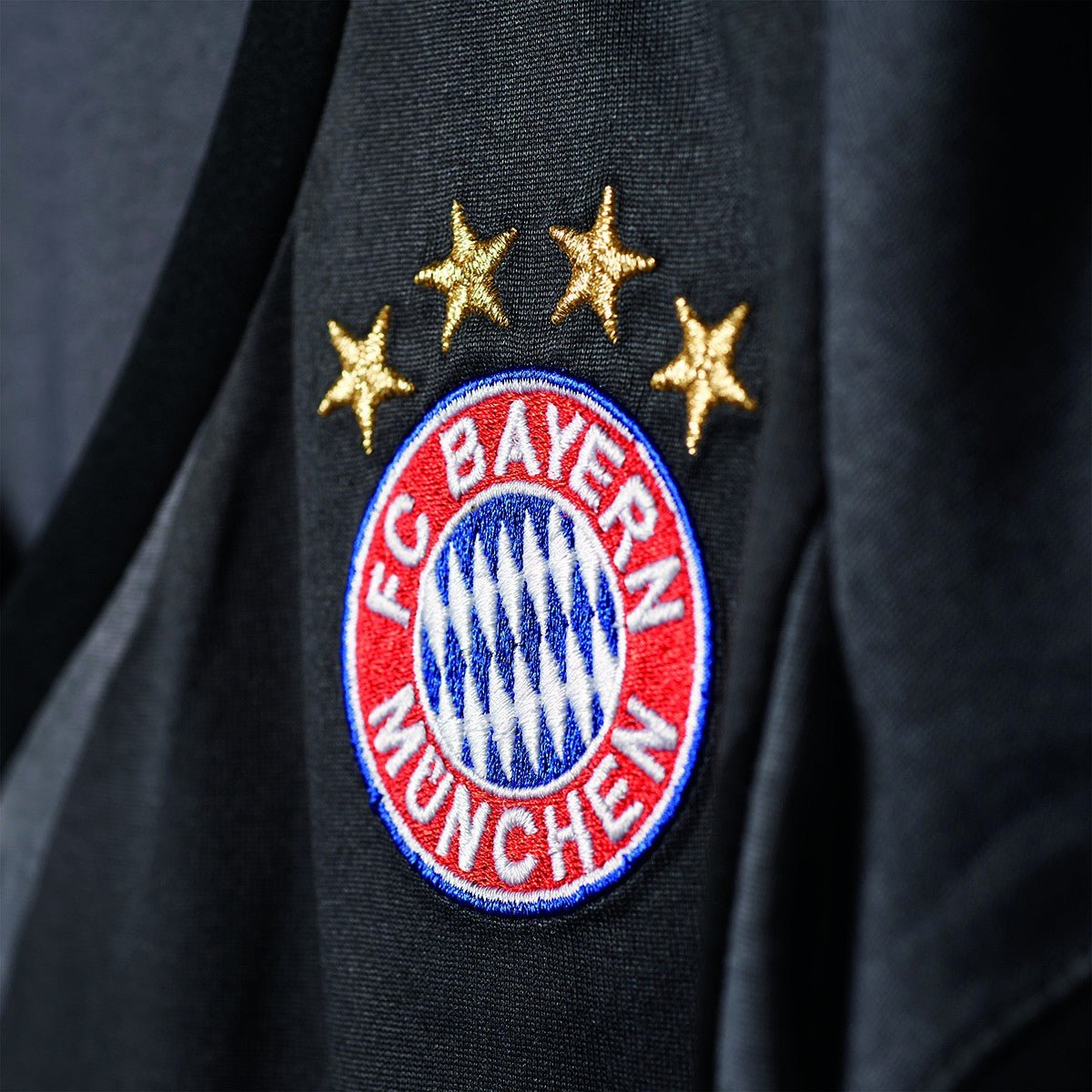 FC BAYERN MÜNCHEN Away Jersey Women 16 / 17