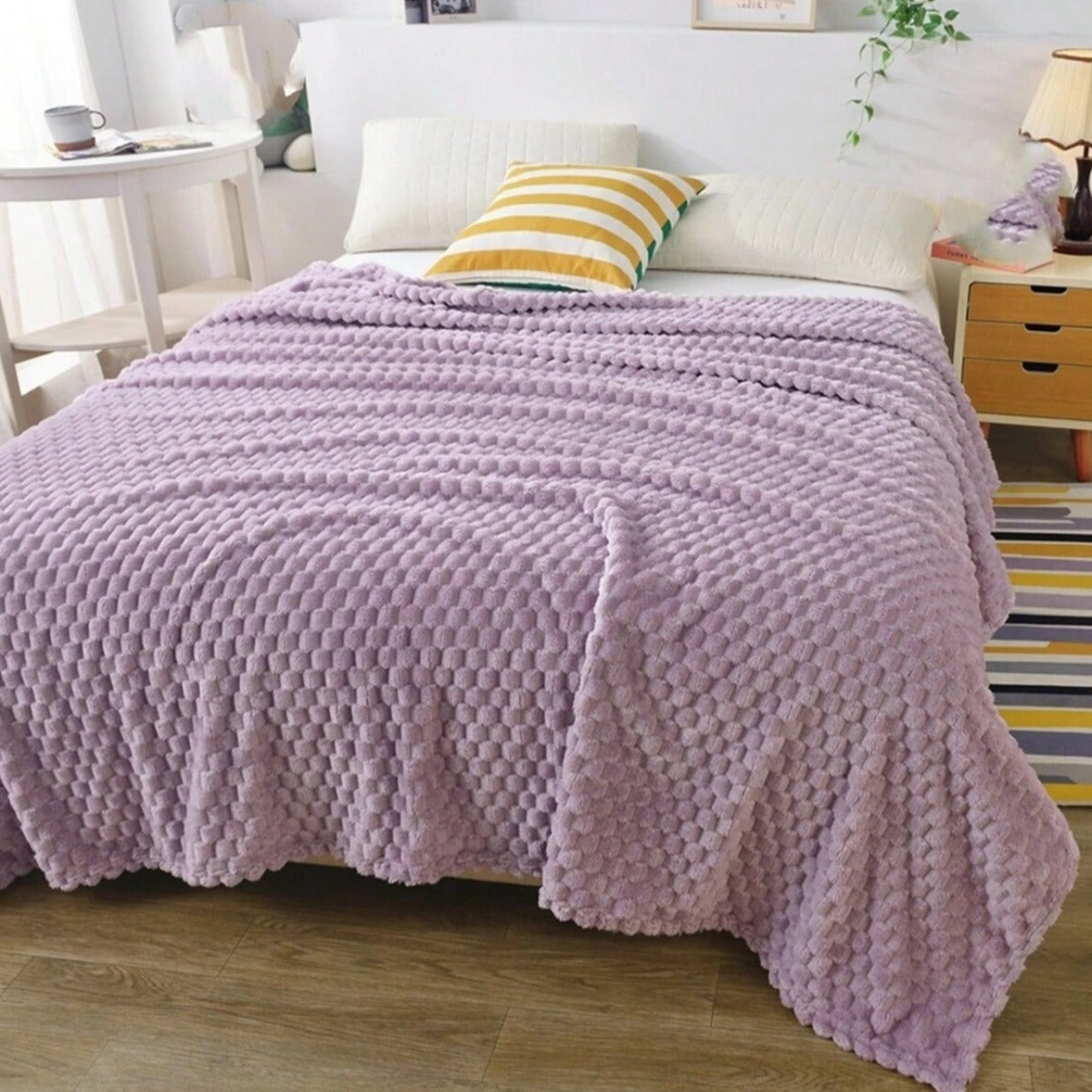 Cozy Marshmallow Throw Blanket for Soft Warmth and Comfort